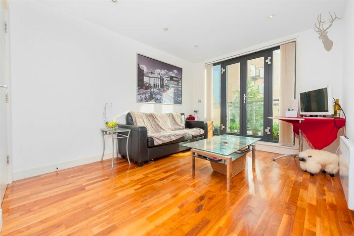 1 Bedroom Flat To Rent In Fairfield Road, London, E3