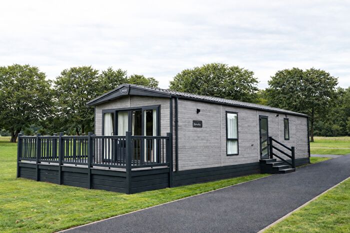 2 Bedroom Lodge For Sale In Sandholme Business, Sandholme Road, Gilberdyke, Brough, HU15