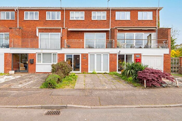 3 Bedroom Terraced House For Sale In Staithe Close, Horning, NR12