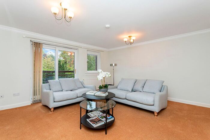 4 Bedroom Town House For Sale In Orchard Brae Avenue, Orchard Brae, Edinburgh, EH4