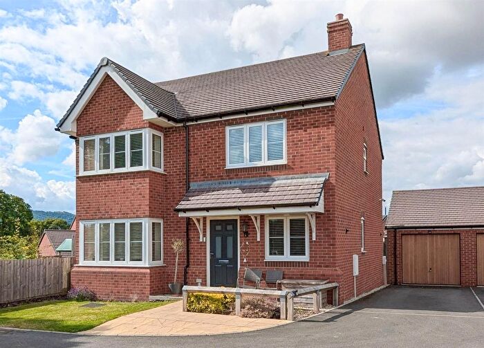 4 Bedroom Detached House For Sale In Kingston Close, Welland, Malvern, WR13