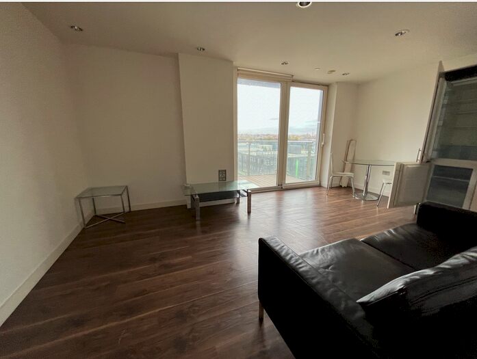 2 Bedroom Flat To Rent In Media City Uk, Salford, M50