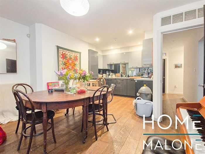 3 Bedroom Flat To Rent In Kyverdale Road, London, N16