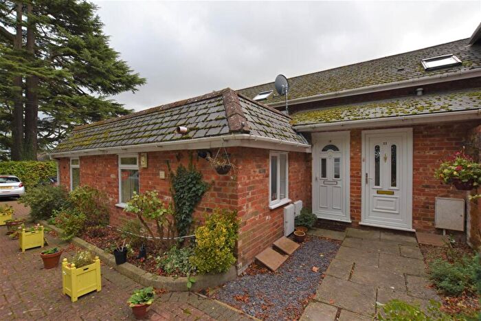 2 Bedroom Apartment To Rent In Warren House, St Peters Avenue, RG4