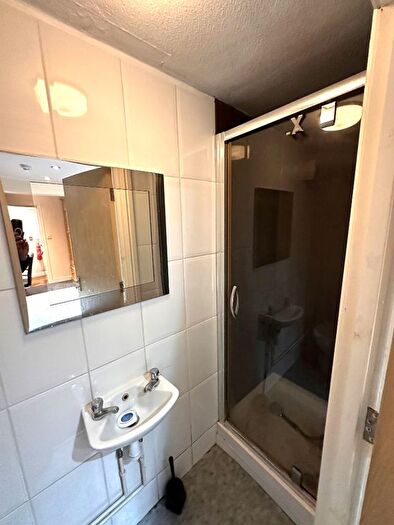 3 Bedroom Flat To Rent In High Street, Leamington Spa, CV31