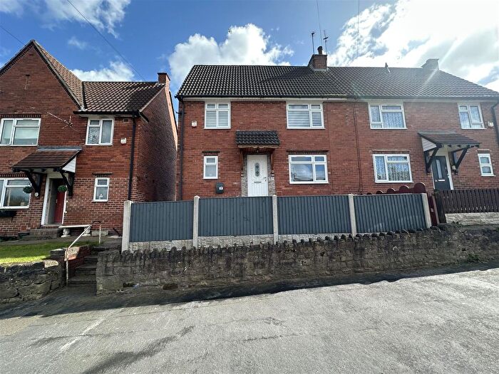 3 Bedroom Semi Detached House For Sale In Hibbert Road, Mansfield, NG18