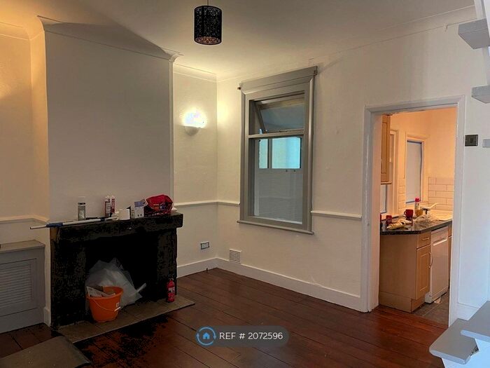 3 Bedroom Terraced House To Rent In South Road, Little Heath, Romford, RM6