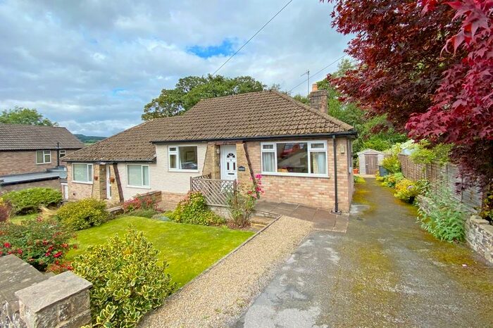 2 Bedroom Semi-Detached Bungalow For Sale In Hartwith Avenue, Summerbridge, Harrogate, HG3