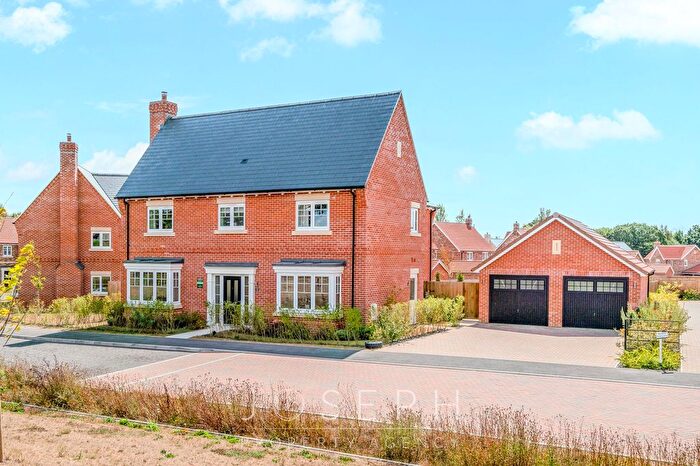 5 Bedroom Detached House For Sale In Harris Gardens, East Bergholt, CO7