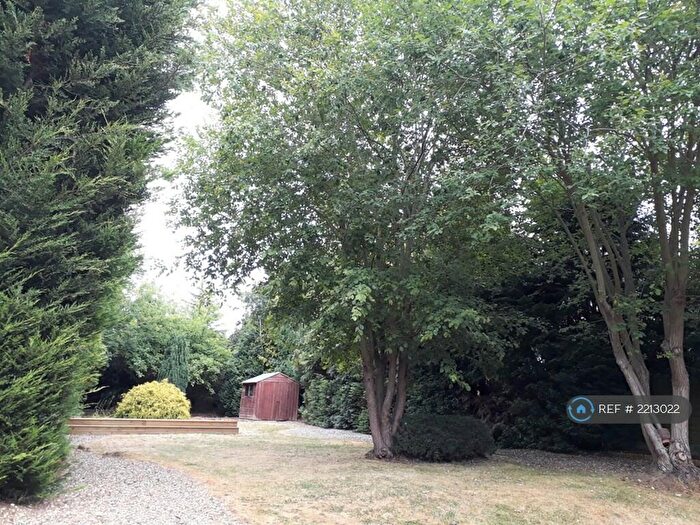 3 Bedroom Detached House To Rent In Farm Way, Northwood, HA6