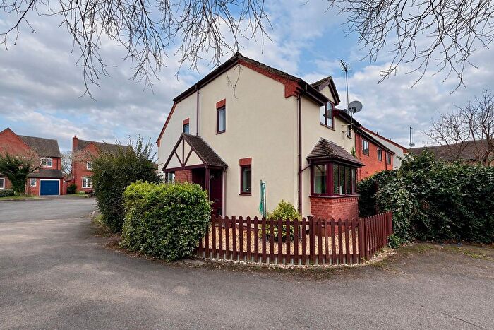 2 Bedroom Semi Detached House To Rent In Warwick Road, Wellesbourne, Warwick, CV35