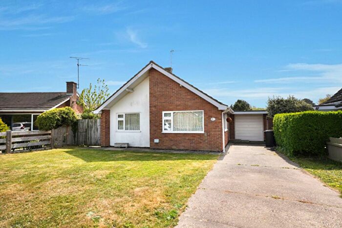 2 Bedroom Detached Bungalow For Sale In Warren Drive, Mundesley, NR11