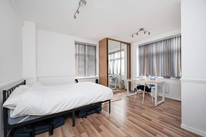 Studio To Rent In Cliffords Inn, City, London, EC4A