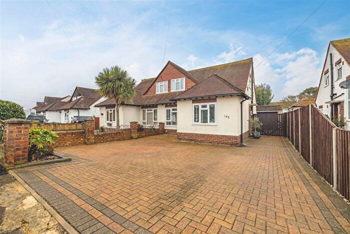 4 Bedroom Semi Detached Bungalow For Sale In Smiths Lane, Windsor, SL4