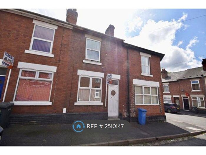 3 Bedroom Terraced House To Rent In Lloyd Street, Derby, DE22