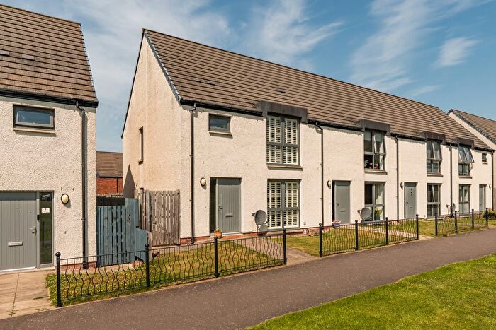 3 Bedroom End Terrace House For Sale In Wester Suttieslea Terrace, Newtongrange, EH22