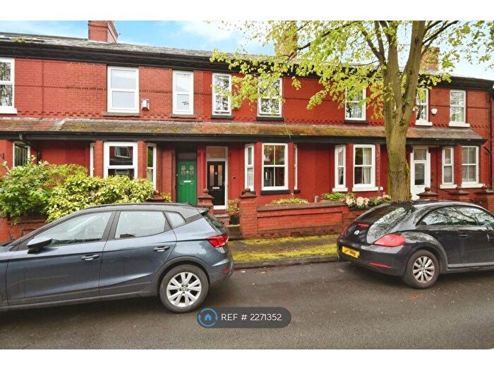 3 Bedroom Terraced House To Rent In Poplar Avenue, Manchester, M19