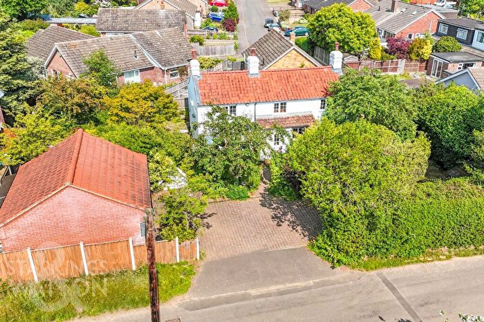 3 Bedroom Cottage For Sale In Sandhole Lane, Little Plumstead, Norwich, NR13
