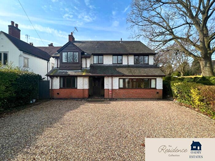 4 Bedroom Detached House For Sale In Elms Road, Stoneygate, LE2