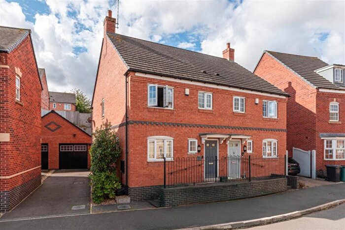 3 Bedroom Semi-Detached House For Sale In Pritchard Drive, Kegworth, Derby, DE74