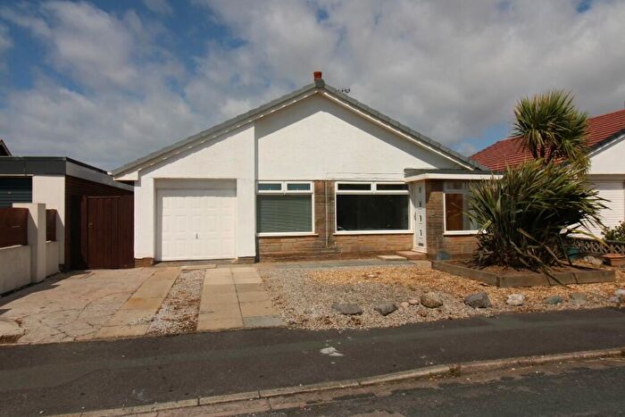 3 Bedroom Detached Bungalow To Rent In Bentham Avenue, Fleetwood, Lancashire, FY7