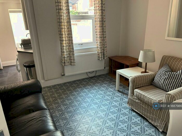 3 Bedroom End Of Terrace House To Rent In Shrubland Street, Leamington Spa, CV31