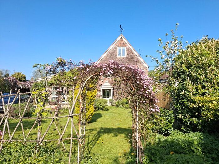 4 Bedroom Detached House To Rent In The Granary, Pen Selwood, BA9