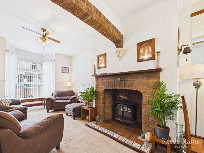 3 Bedroom Terraced House For Sale In Pendrill Street, Hull, East Yorkshire, HU3