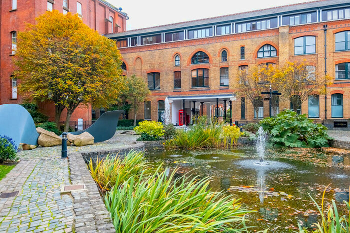 2 Bedroom Ground Flat To Rent In Manhattan Building, Bow Quarter, E3