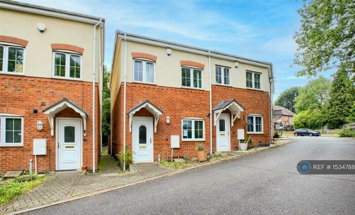 2 Bedroom End Of Terrace House To Rent In Wagon Lane, Solihull, B92