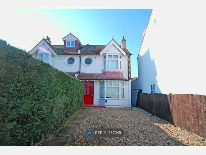 1 Bedroom Flat To Rent In West Barnes Lane, New Malden, KT3