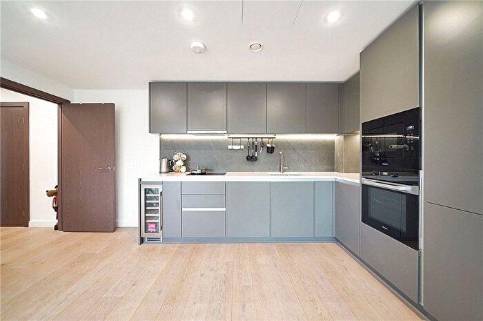 2 Bedroom Flat To Rent In Tierney Lane, London, W6