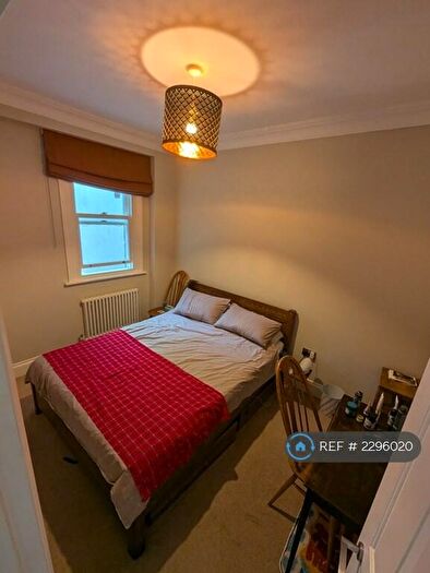 1 Bedroom Flat To Rent In Vicarage Grove, London, SE5