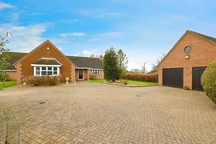3 Bedroom Detached House For Sale In Mount Park Close, Middleton, King's Lynn, PE32