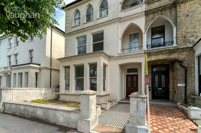 Flat To Rent In Sackville Road, Hove, East Sussex, BN3