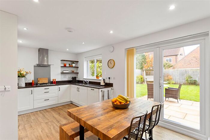 4 Bedroom Detached House For Sale In Longbridge Drive, Easingwold, York, YO61