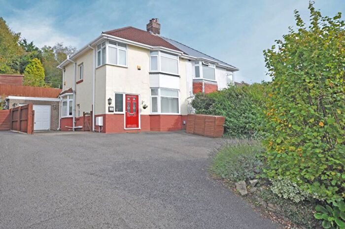 3 Bedroom Semi-Detached House For Sale In Semi-Detached, Cefn Road, Rogerstone, NP10