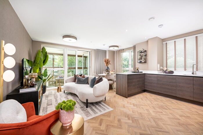 1 Bedroom Flat For Sale In Carlton Vale, London, NW6