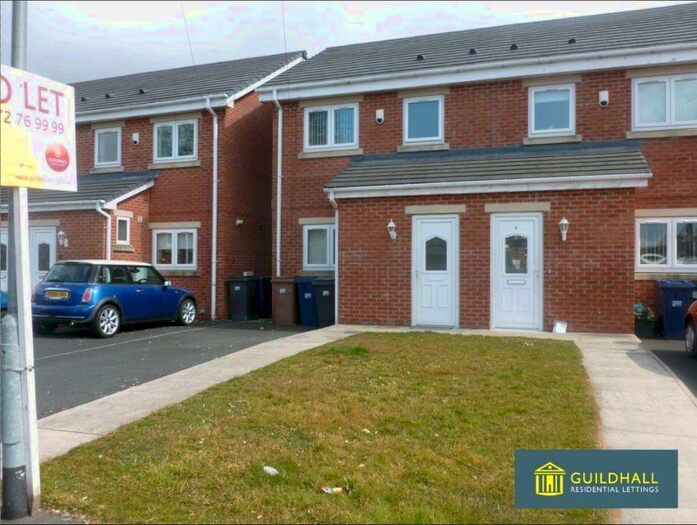 3 Bedroom Semi-Detached House To Rent In Aspden Street, Bamber Bridge, PR5