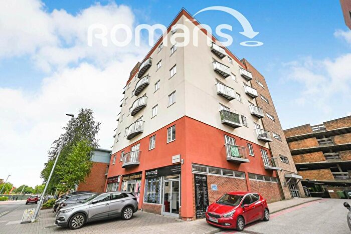 1 Bedroom Apartment To Rent In Gowring House, RG12