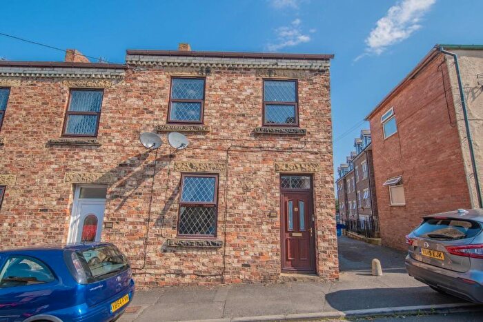 2 Bedroom Apartment To Rent In West Street, Whickham., NE16