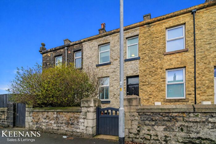 4 Bedroom Terraced House To Rent In Bell Lane, Bury, BL9