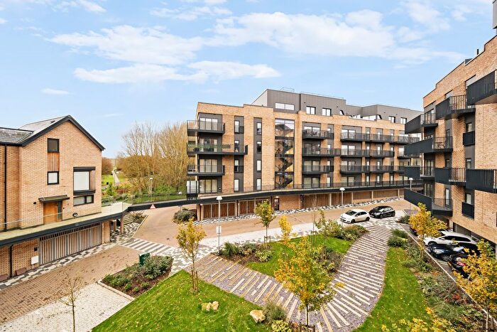 2 Bedroom Flat To Rent In Cantia Place, Ashford, TN23