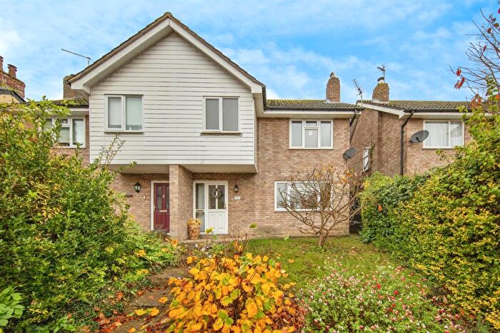 3 Bedroom Semi-Detached House For Sale In Brundon Lane, Sudbury, CO10