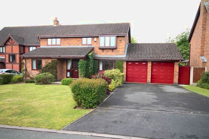 4 Bedroom Detached House For Sale In Mitchell Rise, Yarnfield, Stone, ST15