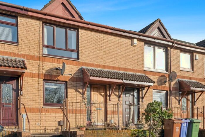 1 Bedroom Terraced House To Rent In Waukglen Place, Darnley, Glasgow, G53