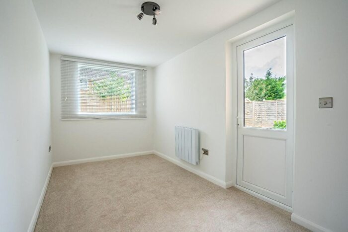 2 Bedroom Detached Bungalow For Sale In Deerstone Way, Dunnington, York, YO19