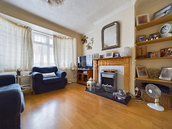 2 Bedroom Terraced House To Rent In Corporation Road, Gillingham, ME7