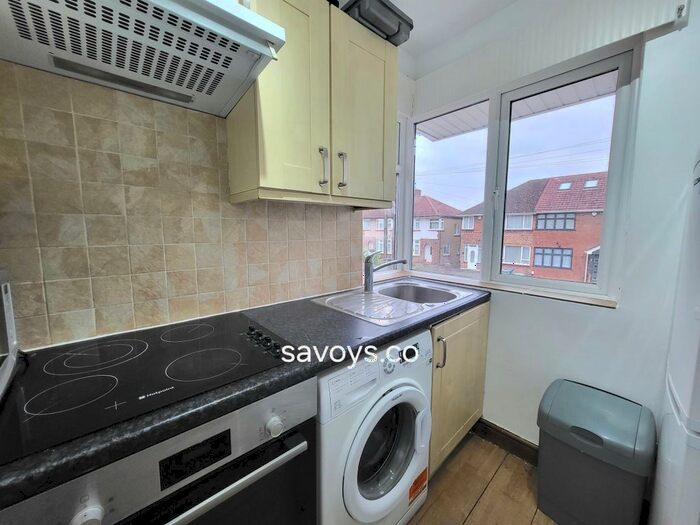 1 Bedroom Flat To Rent In Bellamy Drive, Stanmore, HA7