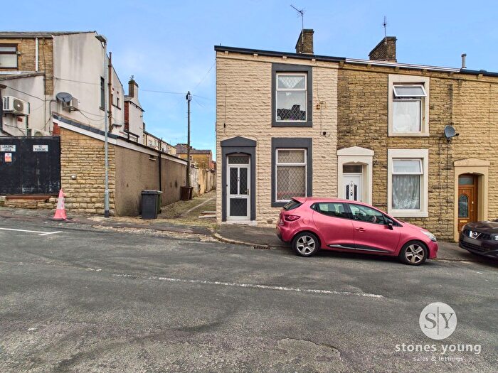 2 Bedroom End Of Terrace House For Sale In Brook Street, Rishton, BB1